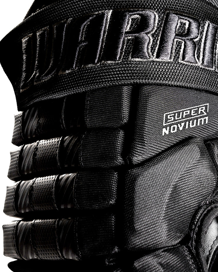 Warrior Super Novium Glove- Senior